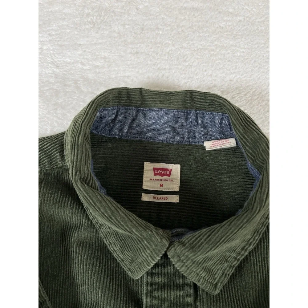 Levis Green Corduroy Relaxed Fit Long Sleeve Button Up Shirt Men's Med Pockets